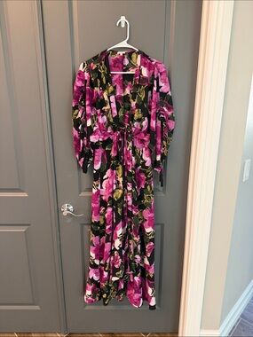 NWOT Vici long black & purple floral kimono/duster